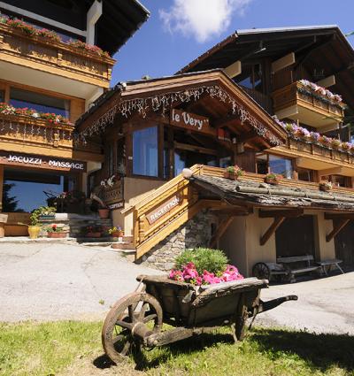 hotel les saisies spa